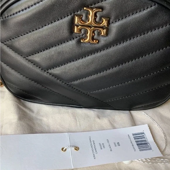Tory Burch Kira Chevron camera bag - Picture 11 of 13
